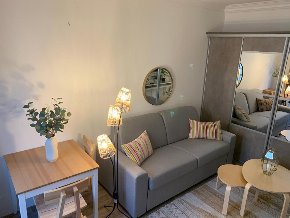 Moderne Au Coeur De Batignolles Appartement