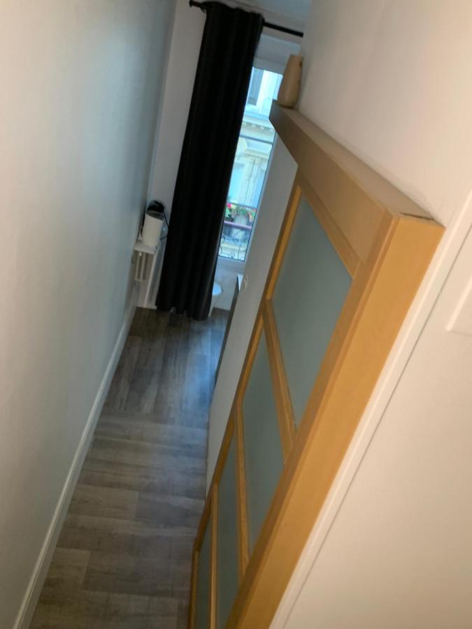 Appartement Moderne Au Coeur De Batignolles Parijs